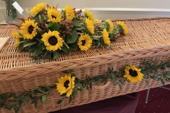 Casket Garland 25