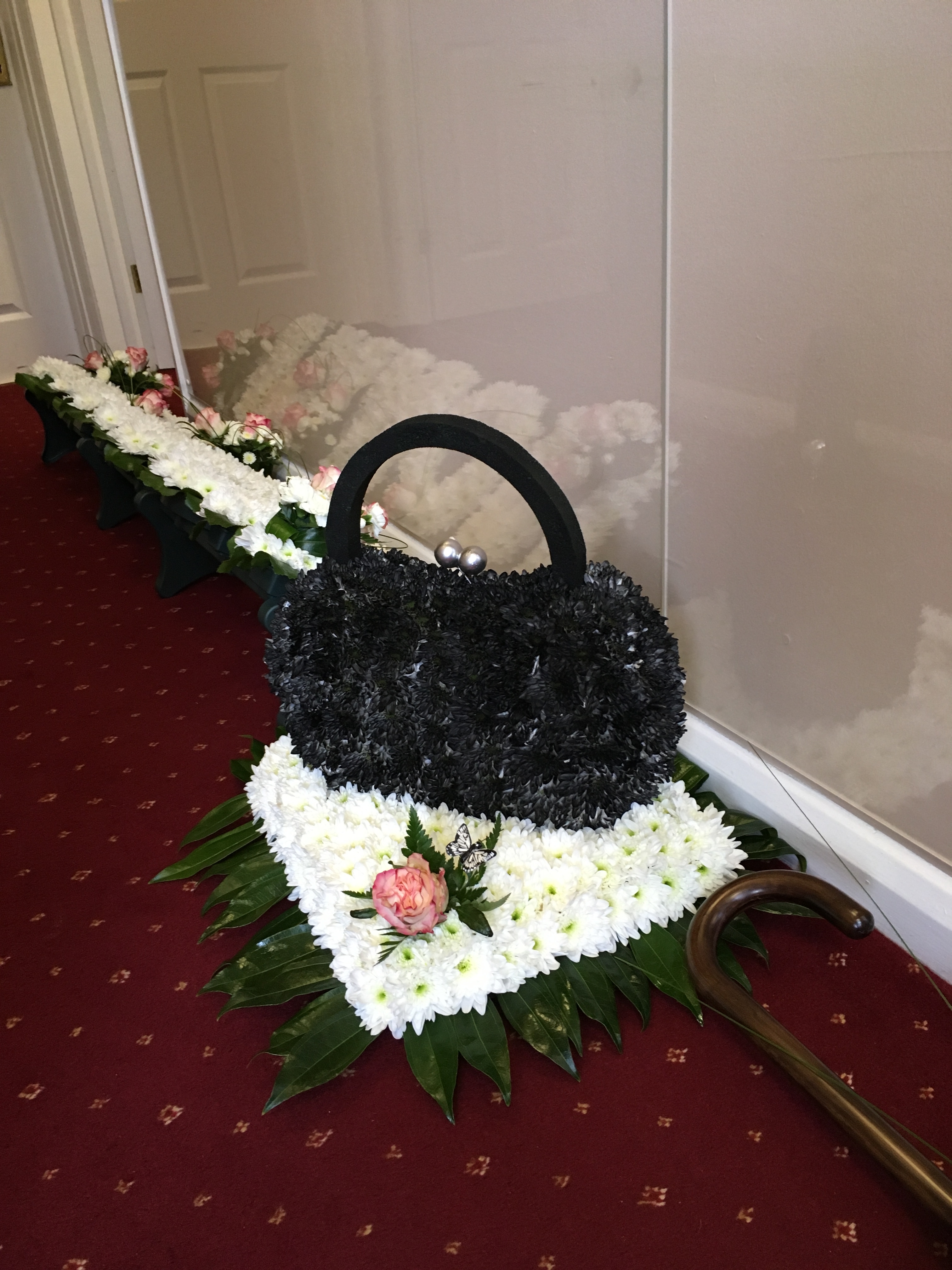 Handbag made from flowers