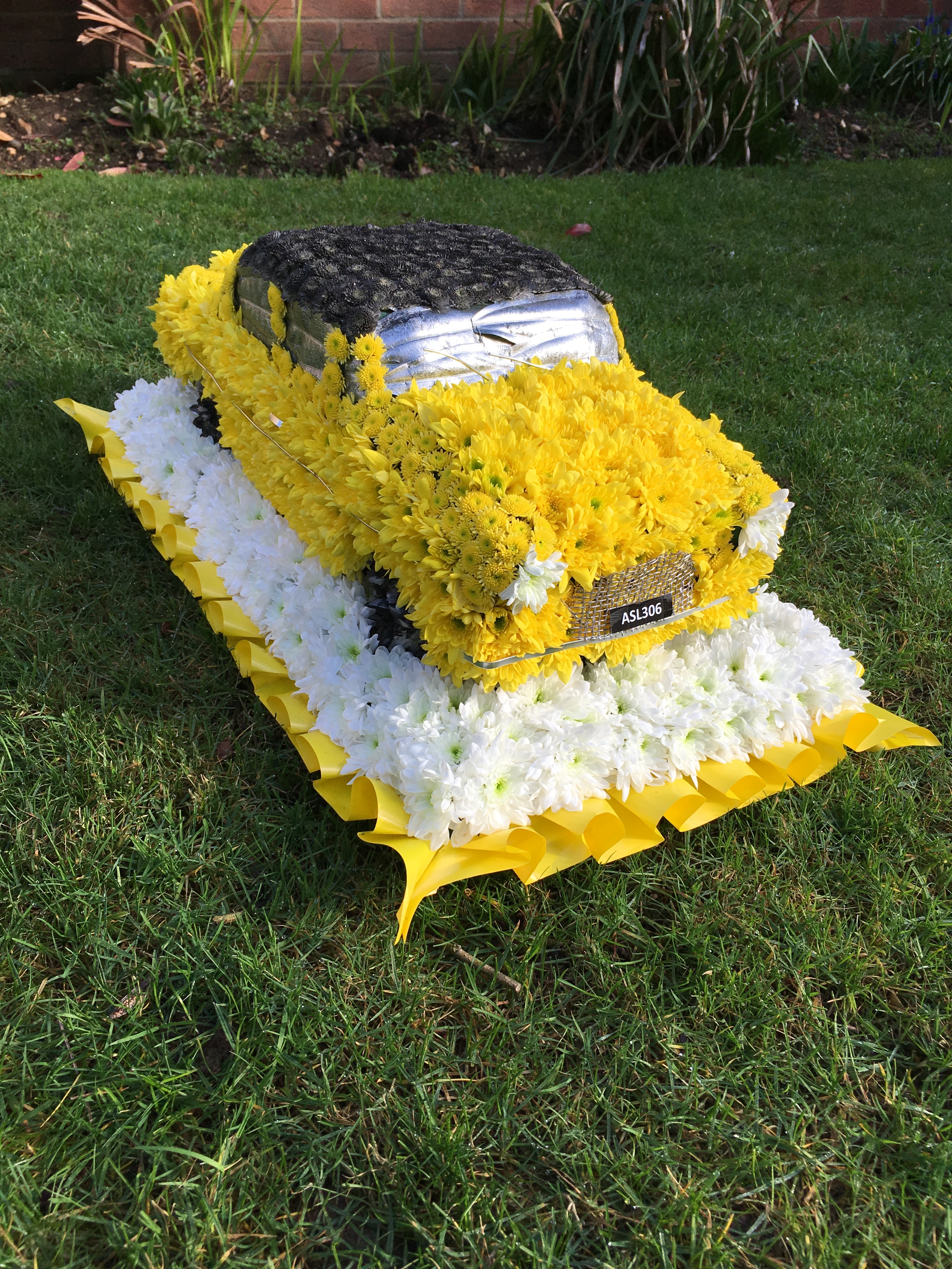 Vauxall Corsa made from flowers